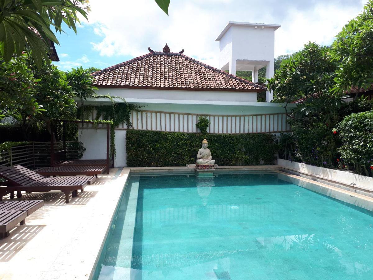 Meditasi Bungalows & Villas Амед Экстерьер фото