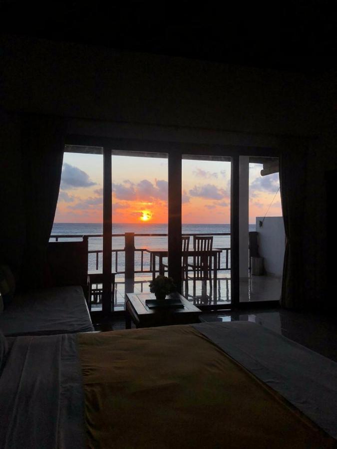 Meditasi Bungalows & Villas Амед Экстерьер фото