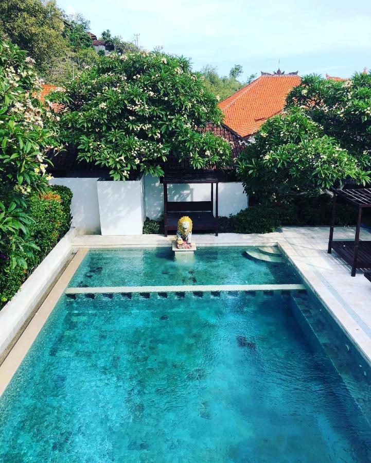 Meditasi Bungalows & Villas Амед Экстерьер фото