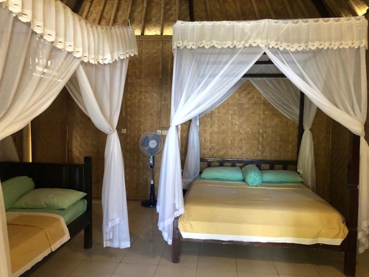 Meditasi Bungalows & Villas Амед Экстерьер фото